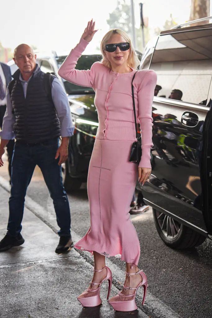 lady-gaga-rocks-extreme-christian-louboutin-heels-that-defy-gravity